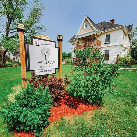 The Willow House Bed & Breakfast Kensington Bagian luar foto